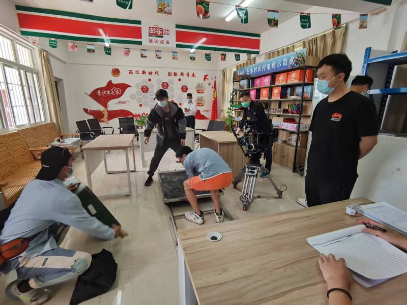 追星女孩心理学分析报告：蓝田县广告片拍摄公司揭秘饭圈应援式传播逻辑